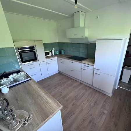 Waldquell Apartment *